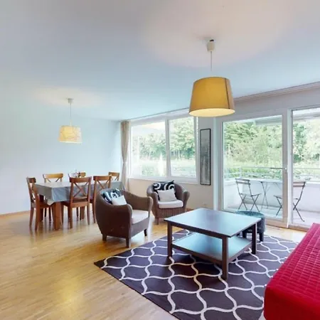 Stunning 1-bed In *